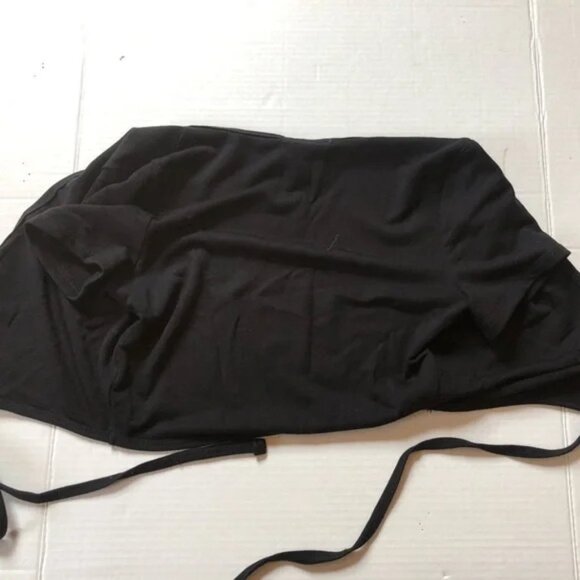 Wrap Top from Revamped - Black Medium Ballet Style Short Sleeved - Picture 4 of 6